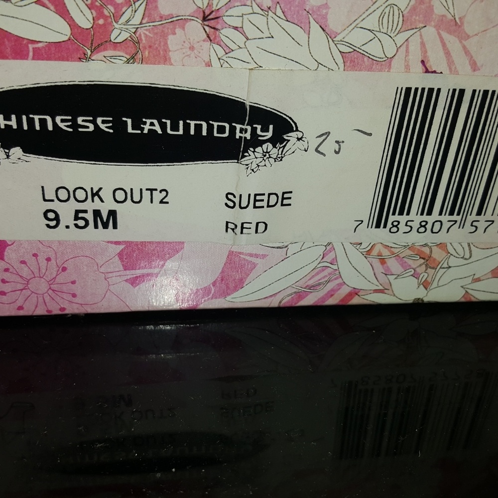 Shoes - Picture 4 of 4